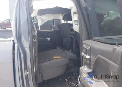 2016 Chevrolet Silverado 1500 1Lt z USA, uszkodzony, nr VIN 1GCRCREH4GZ297958